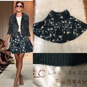 Lauren Conrad Runway Pleated flare skirt